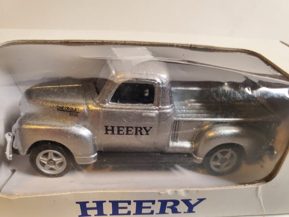 Heery Die Cast Truck - 1:64